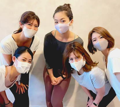 全力ストレッチ表参道店のスタッフ写真