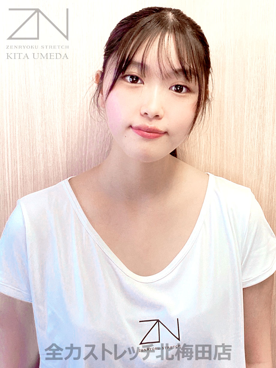 全力ストレッチ北梅田店セラピスト AIRI