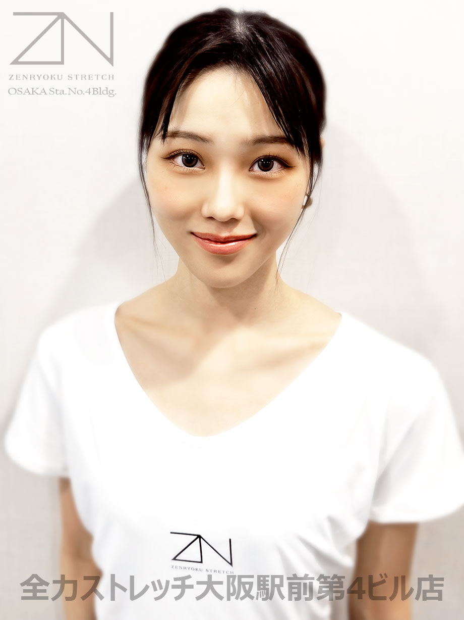 全力ストレッチ大阪駅前第4ビル店セラピスト NANA